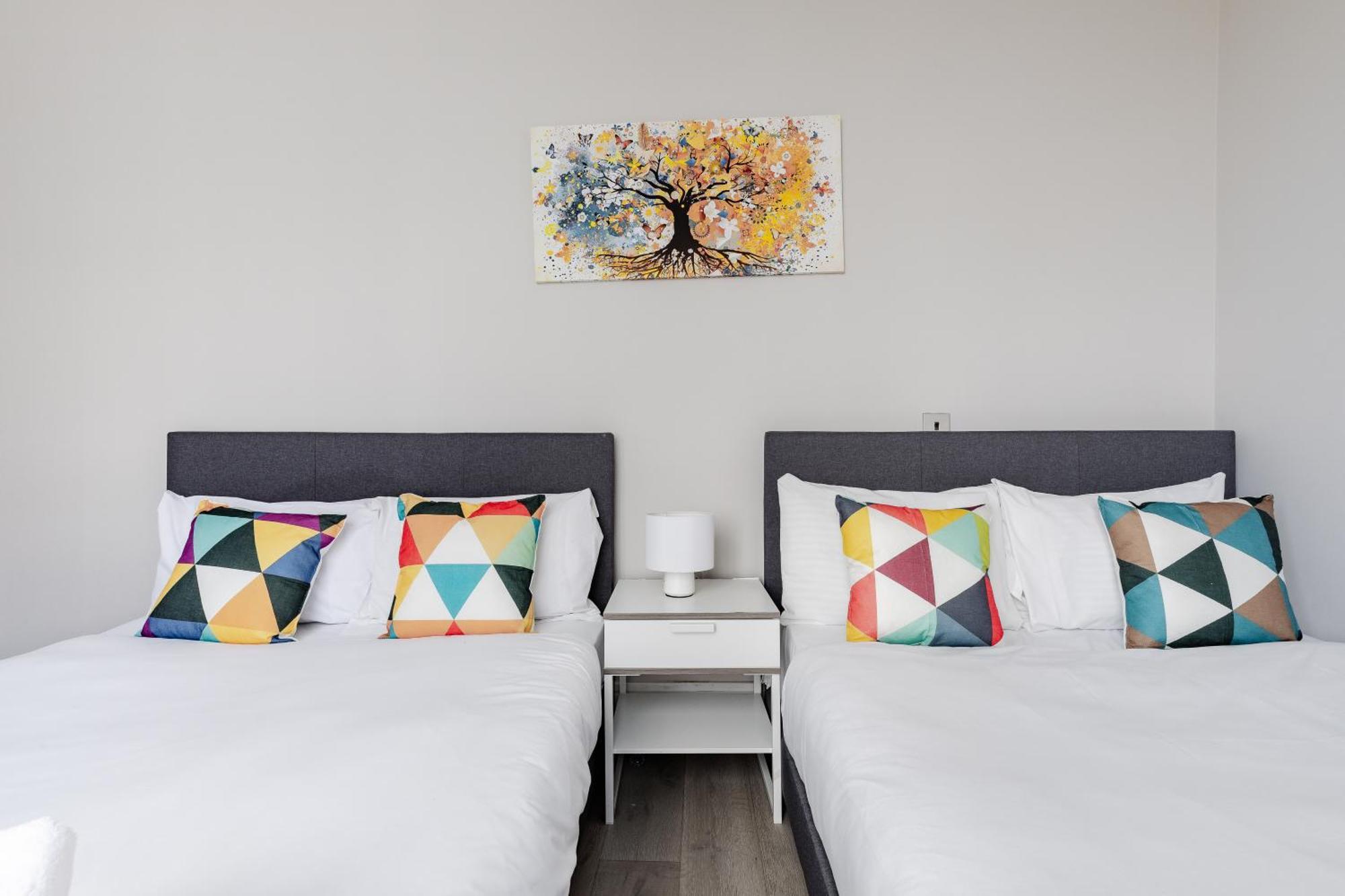 Superb Apartments Opposite Edgware Road Station ลอนดอน ห้อง รูปภาพ